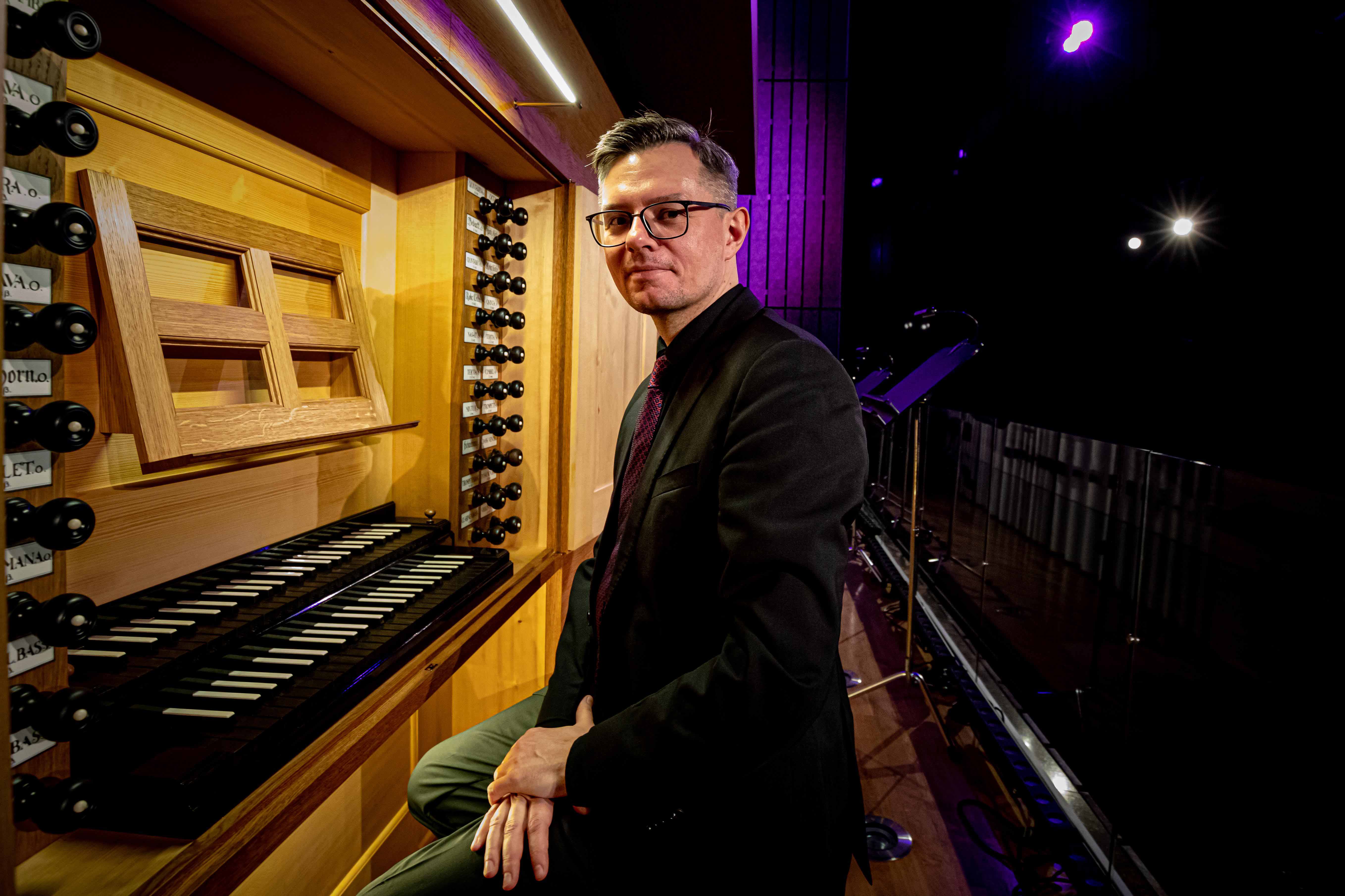 4-3. Krzysztof URBANIAK, Photo.jpg