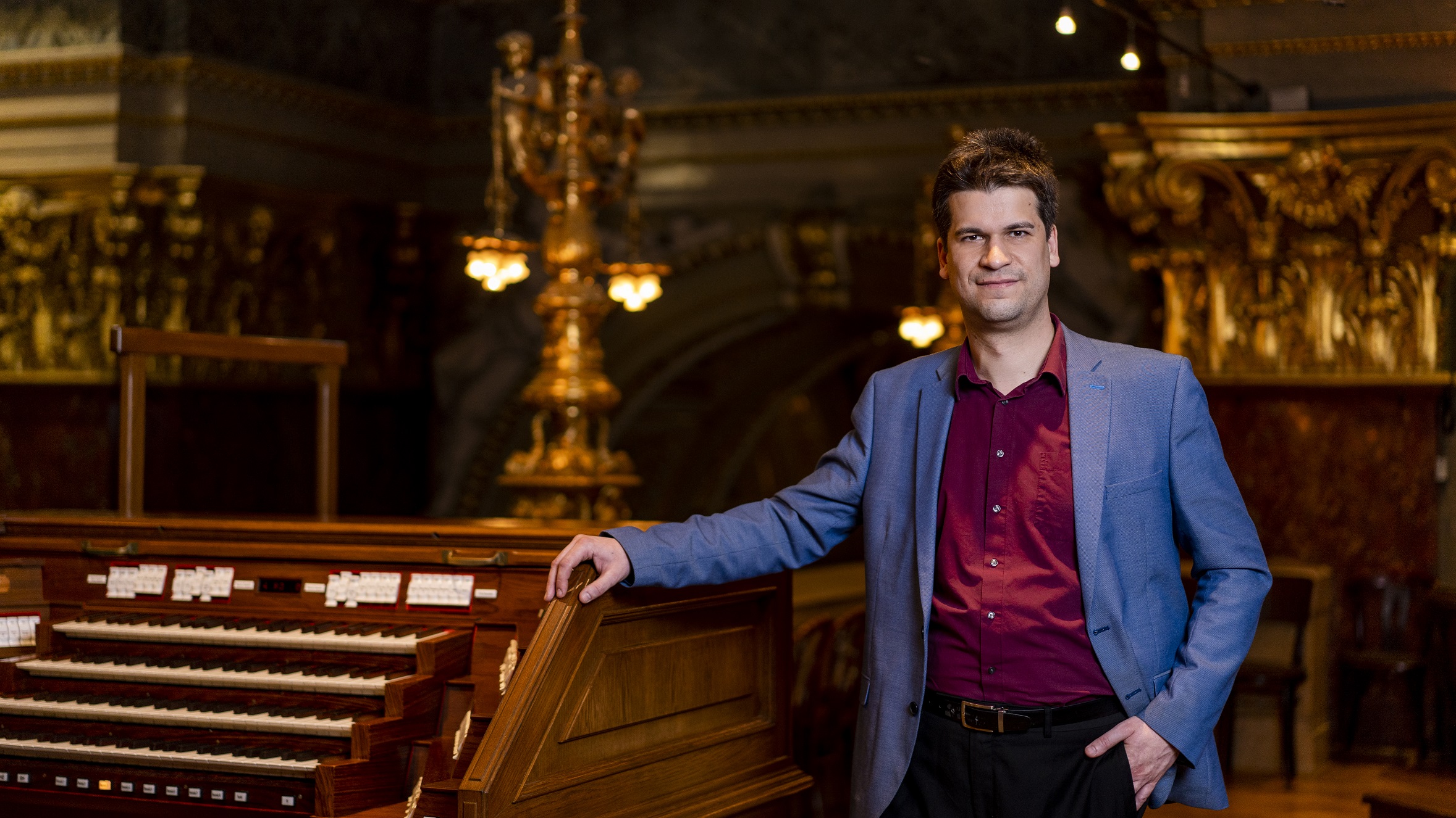 András Gábor VIRÁGH